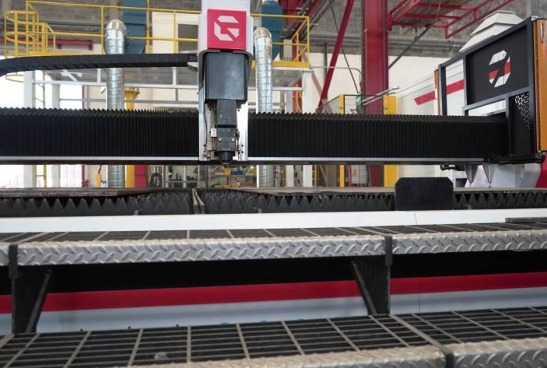 Máquina de corte láser con nitrógeno