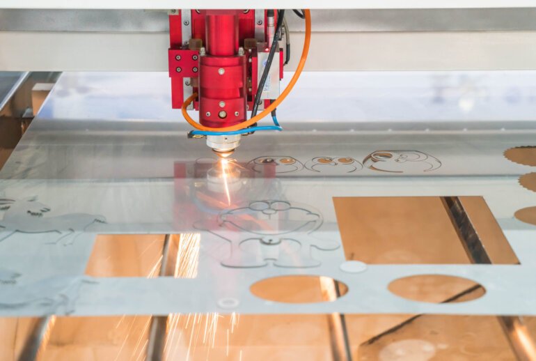 laser cutting machine technology